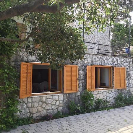Apartamento Cozy Place On The Beach Trogir Exterior foto
